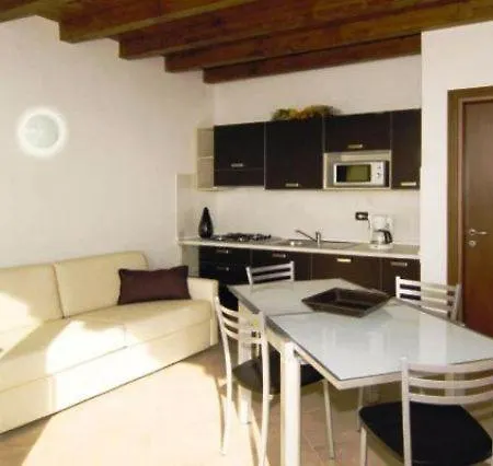 Aparthotel Mirena *