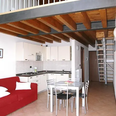 Mirena Aparthotel *