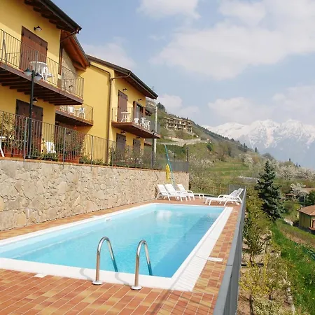 Aparthotel Mirena Tignale