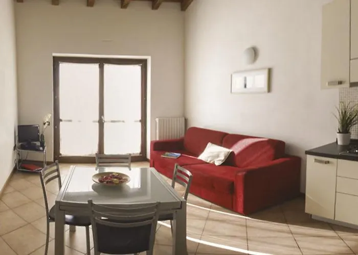 מלון דירות Mirena - Rebomaholidays טיניאלה