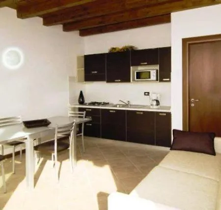 Mirena - Rebomaholidays Apartmanhotel Tignale